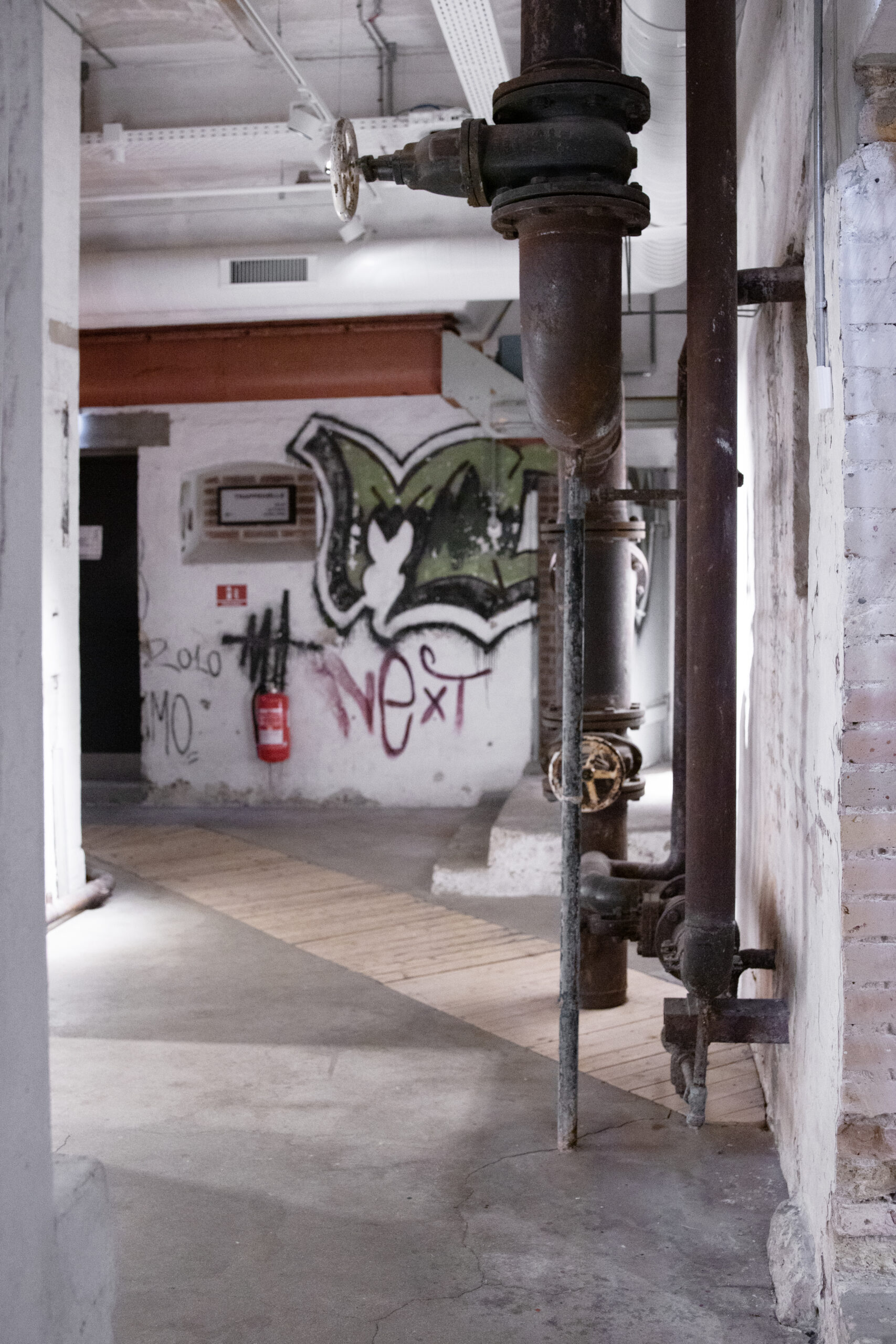 venue-img