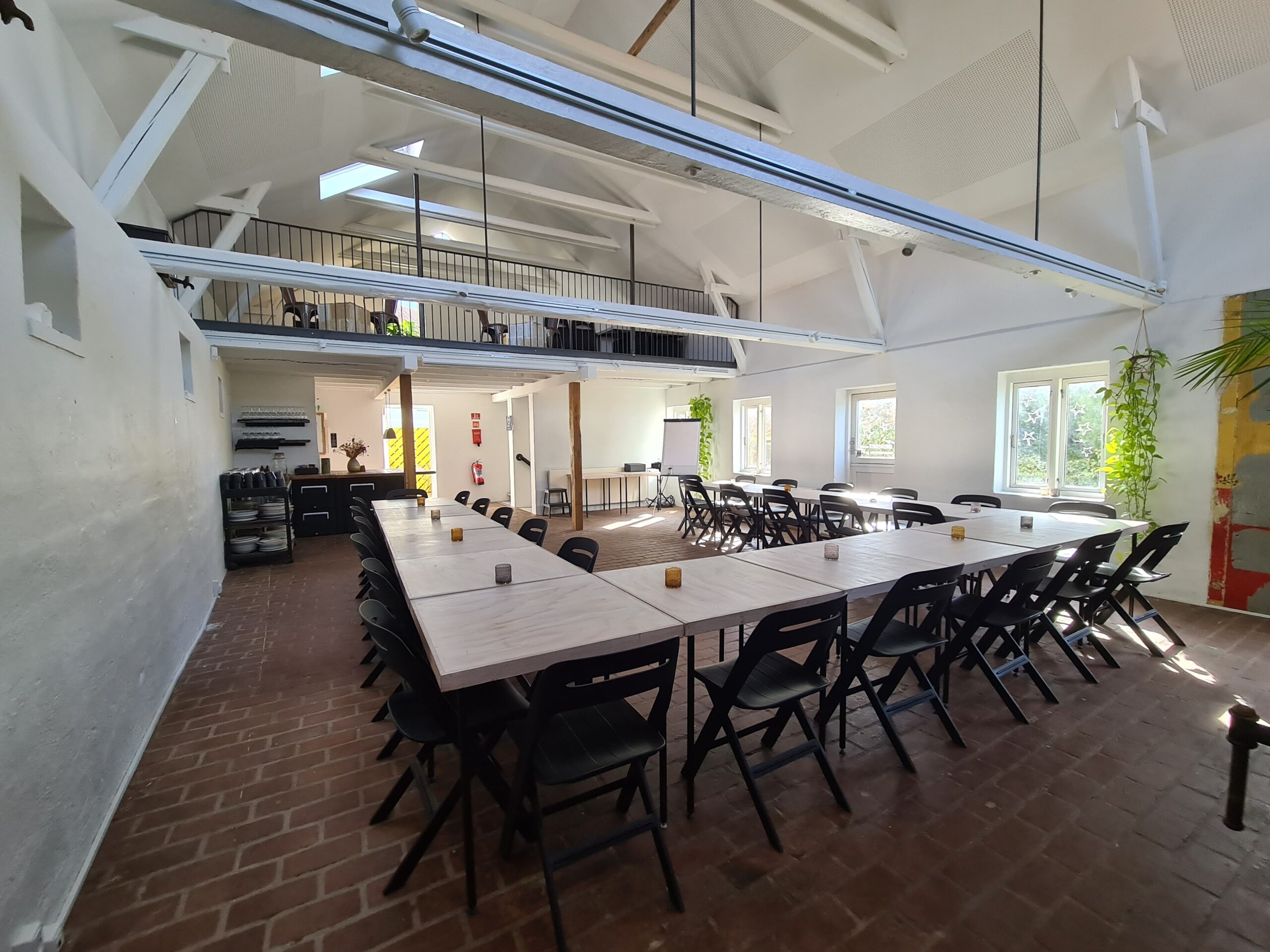 venue-img