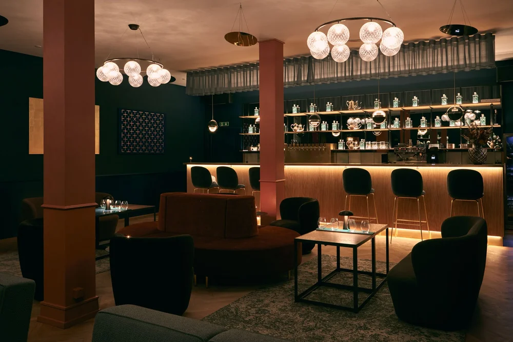 venue-img
