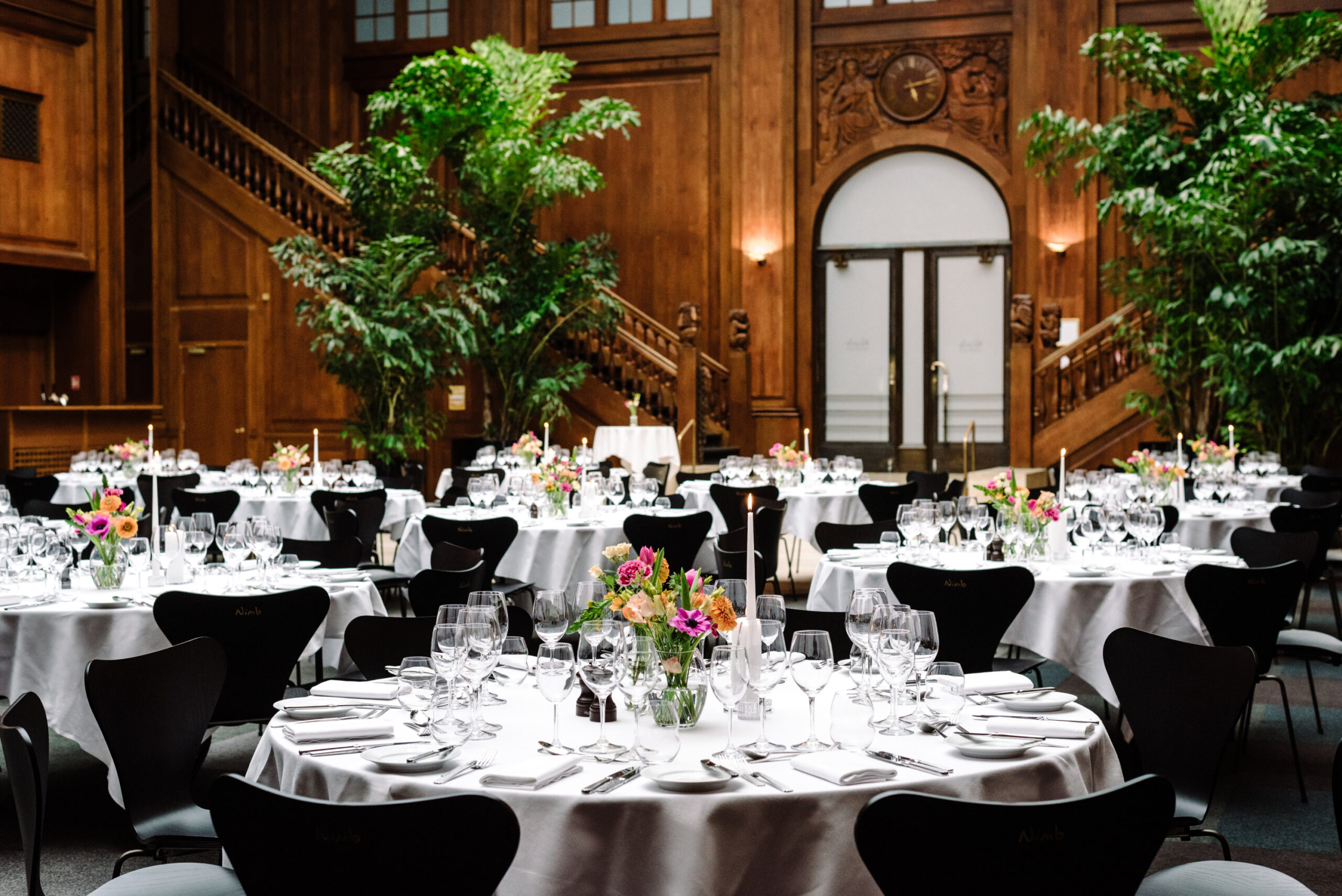 venue-img