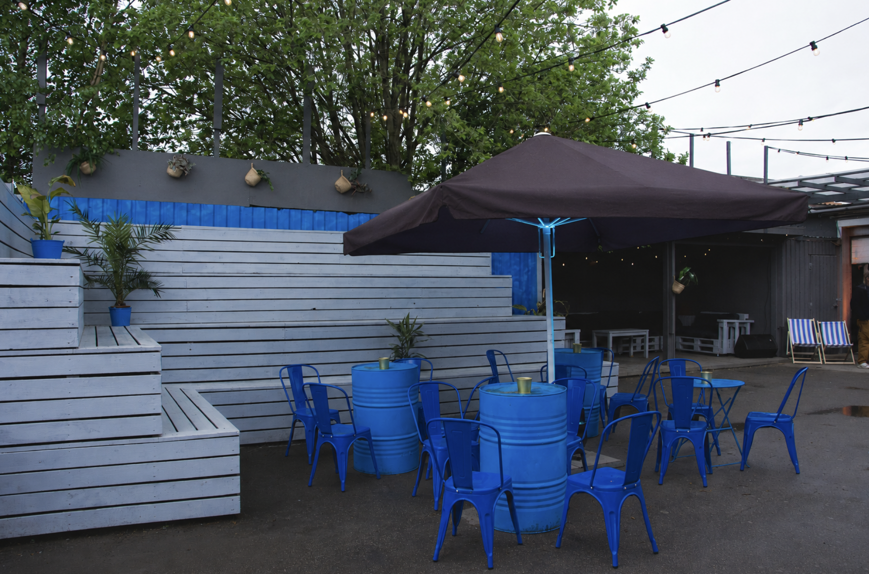 venue-img