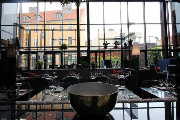Boksen v. Skt Petri Hotel - Rentspace