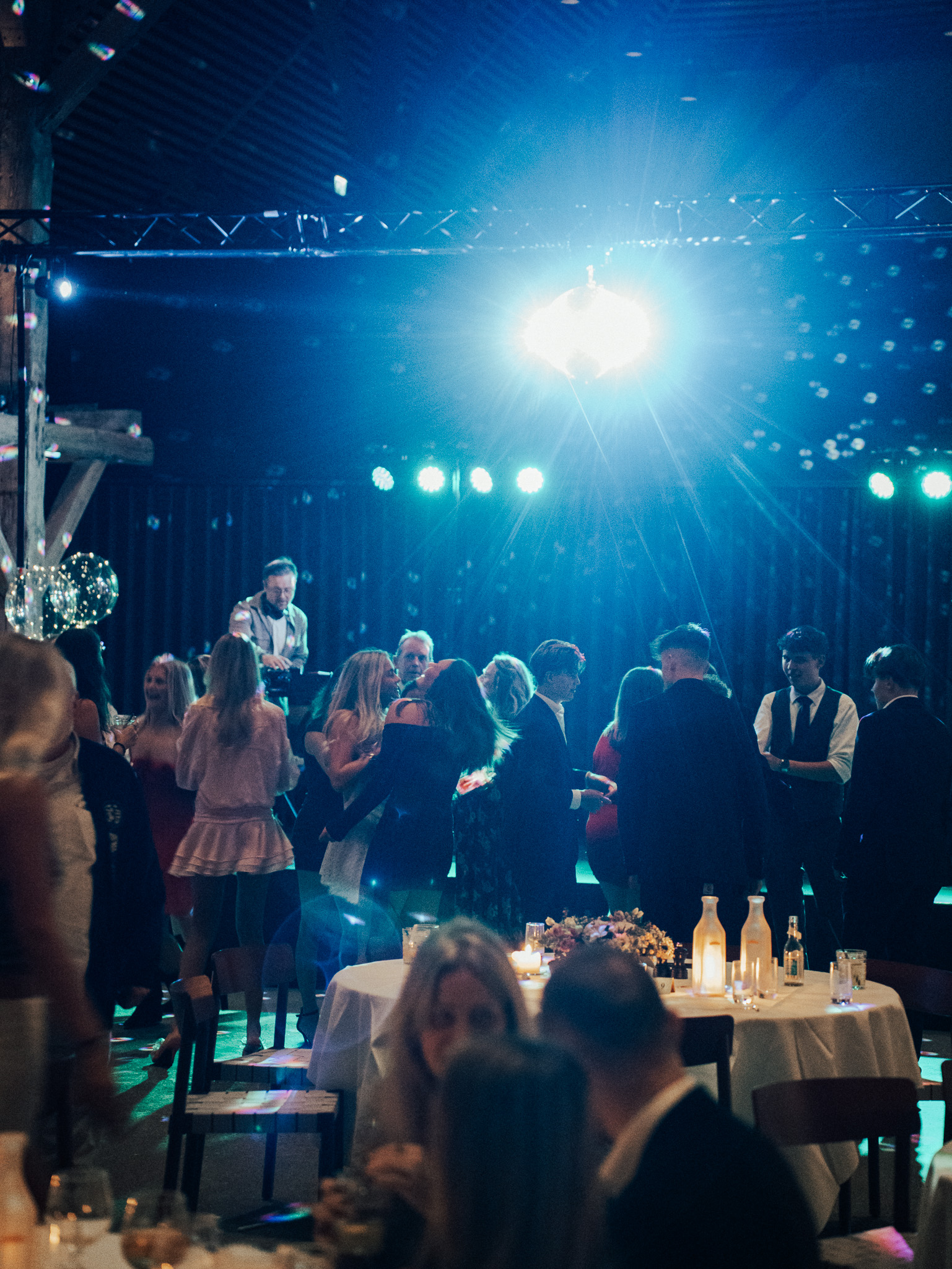 venue-img