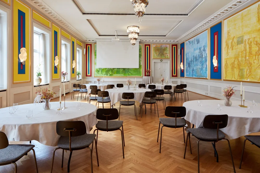 venue-img