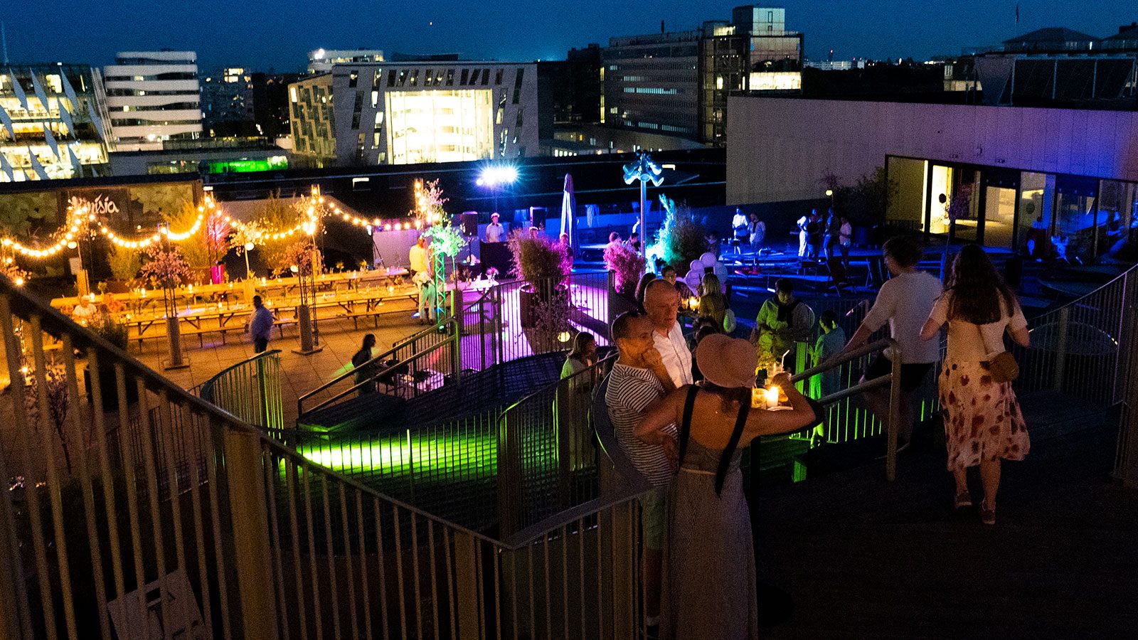 venue-img
