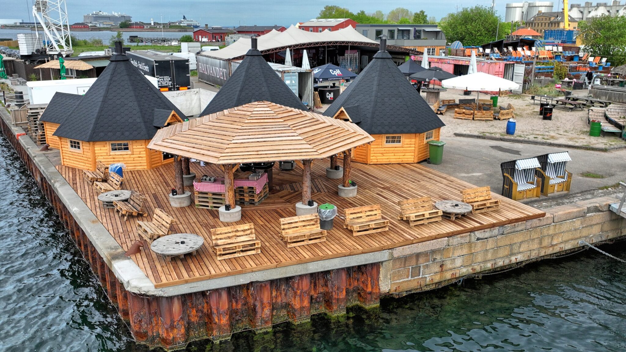 venue-img