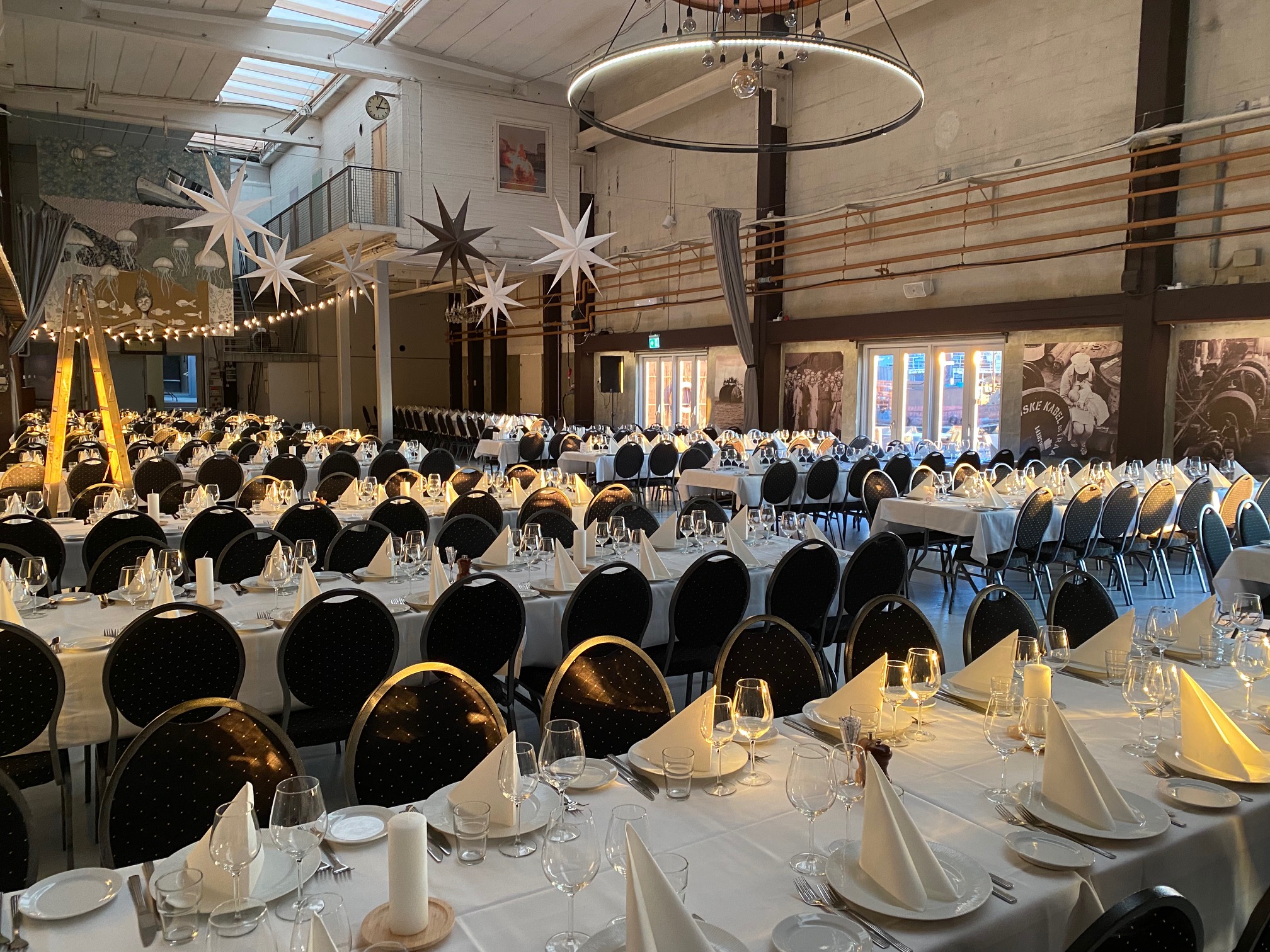 venue-img