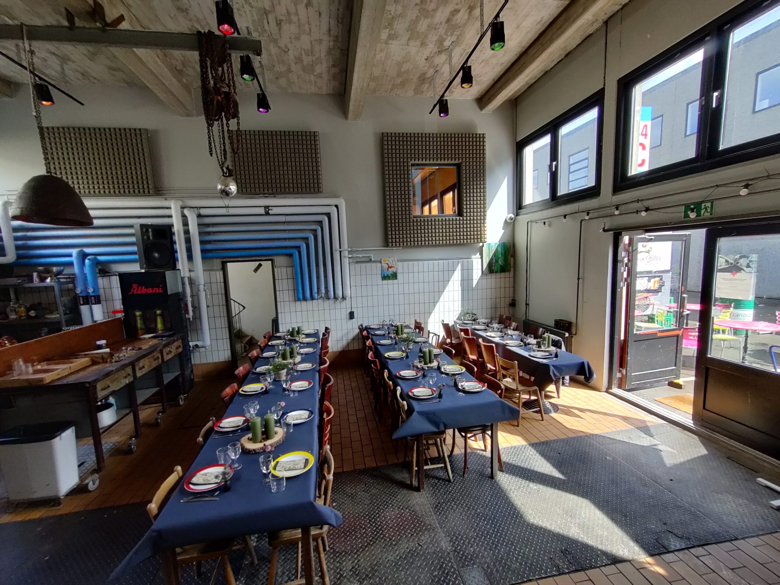 venue-img