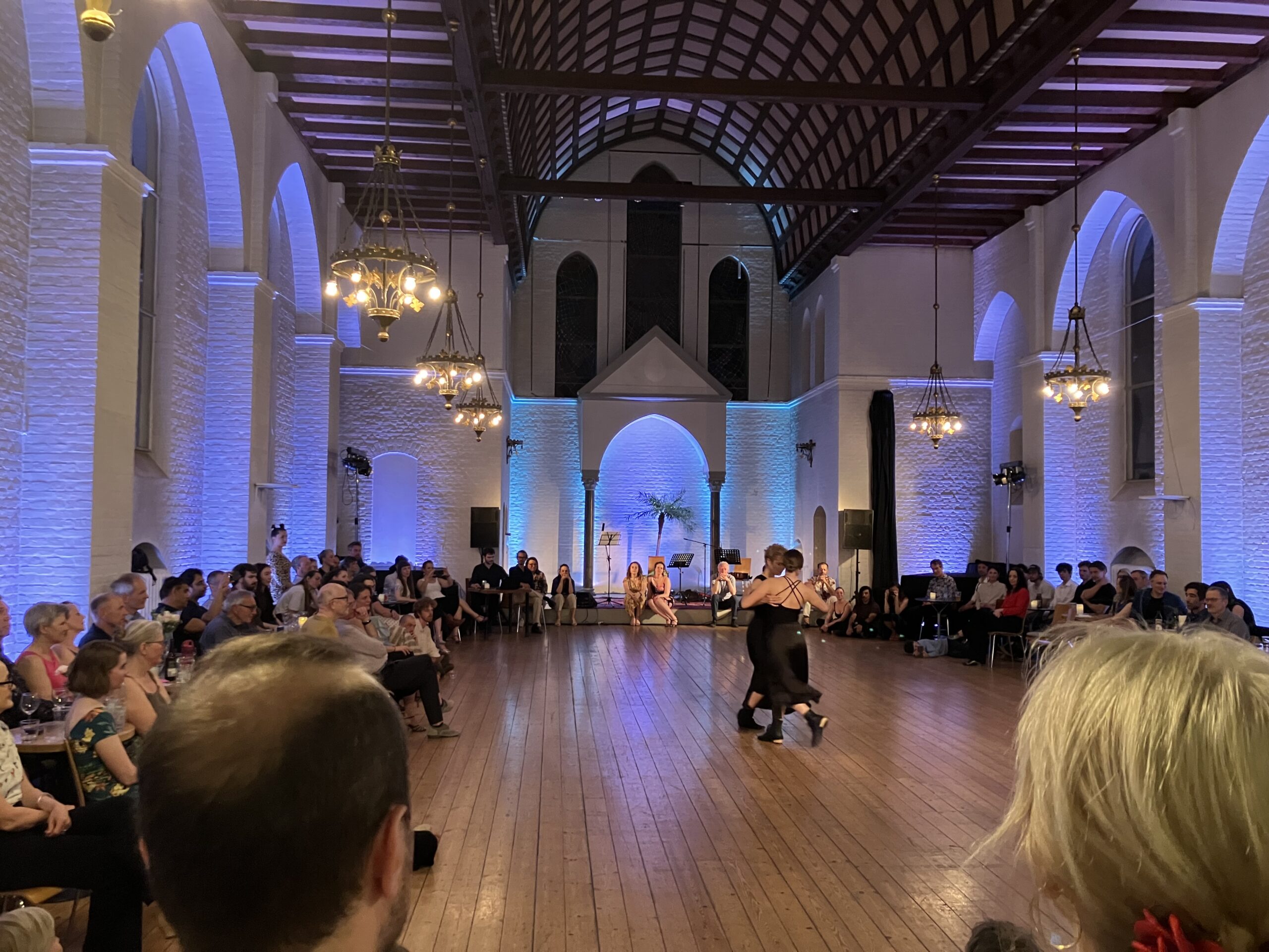 venue-img