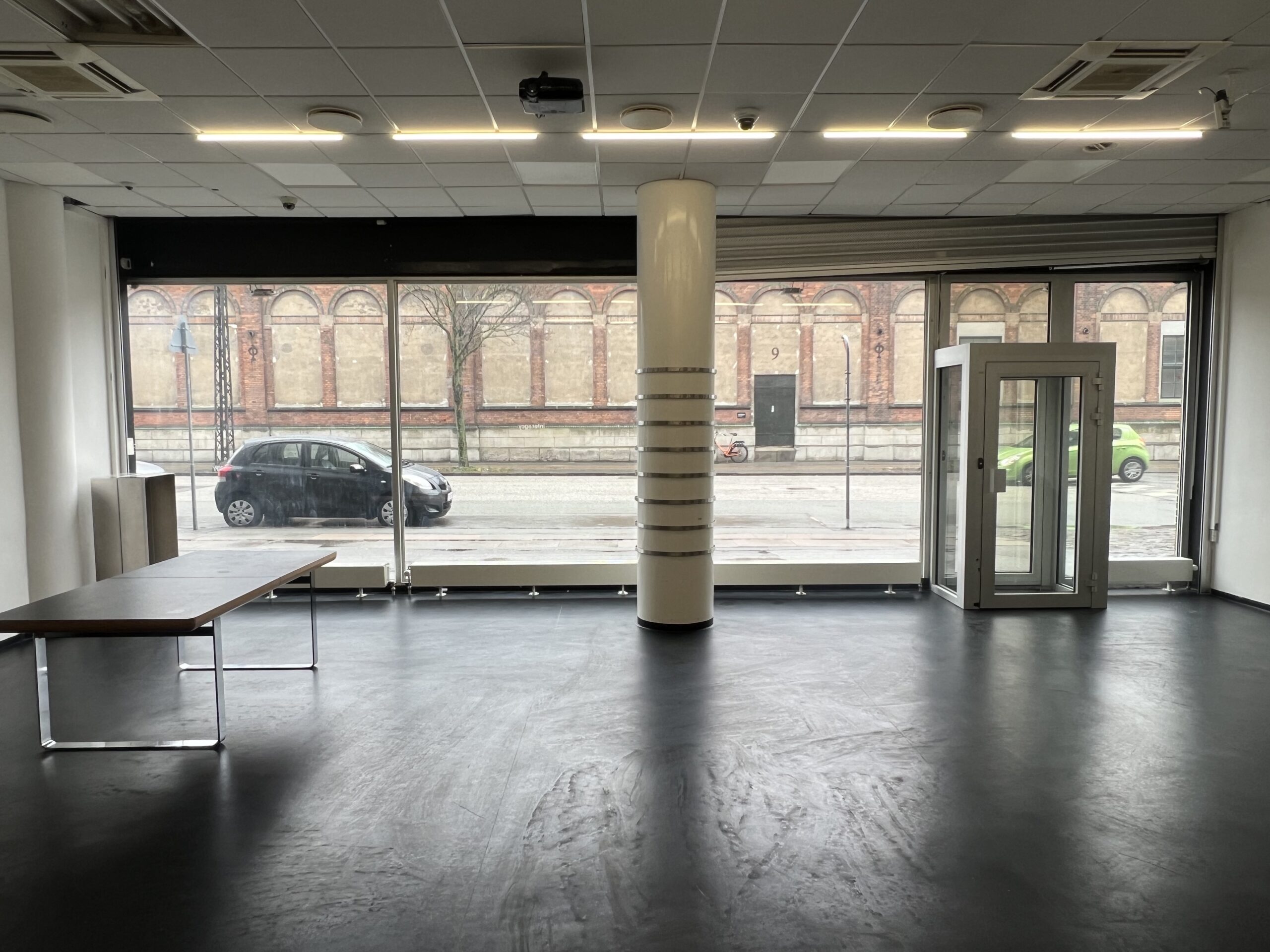 venue-img
