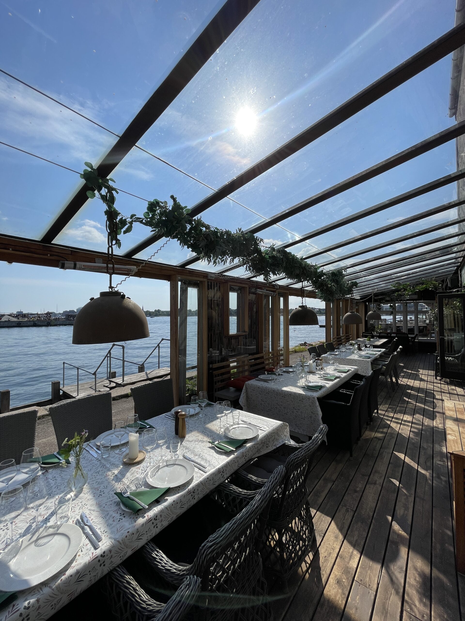 venue-img