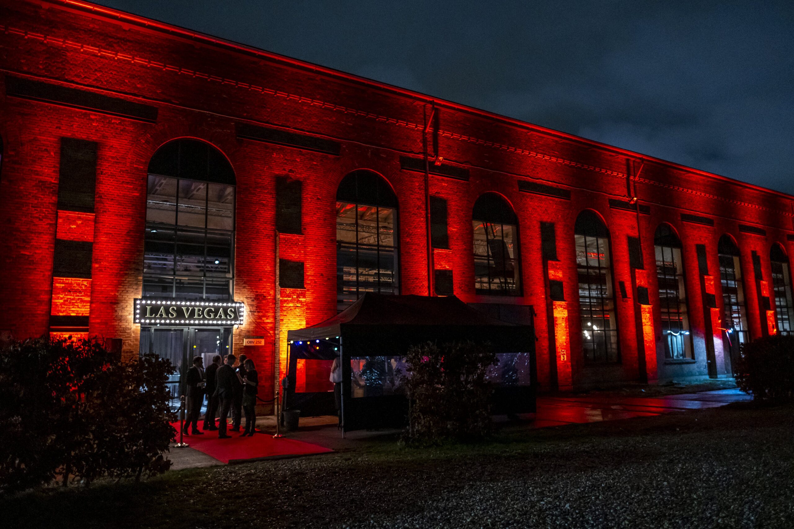 venue-img