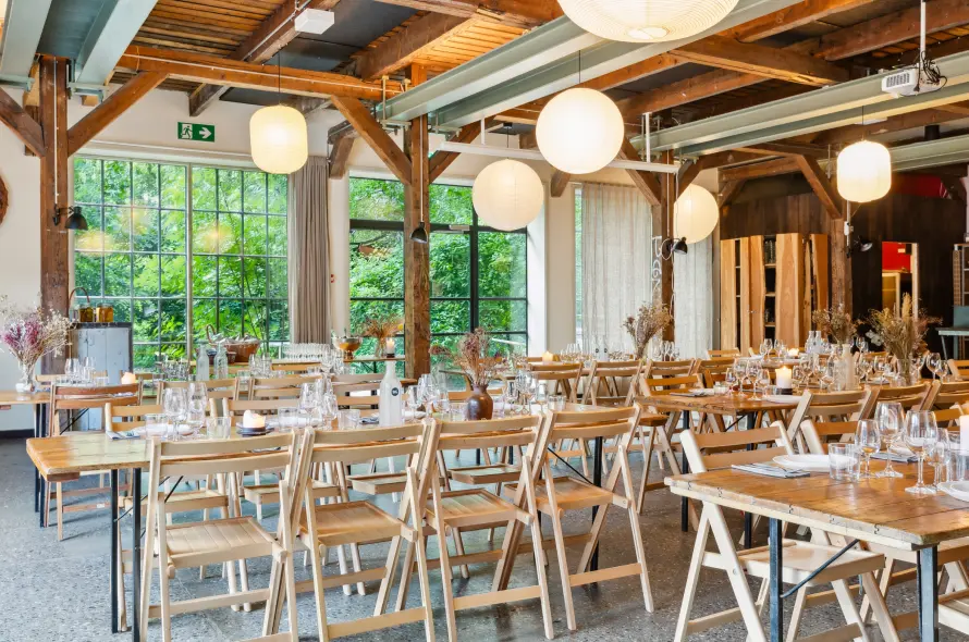 venue-img