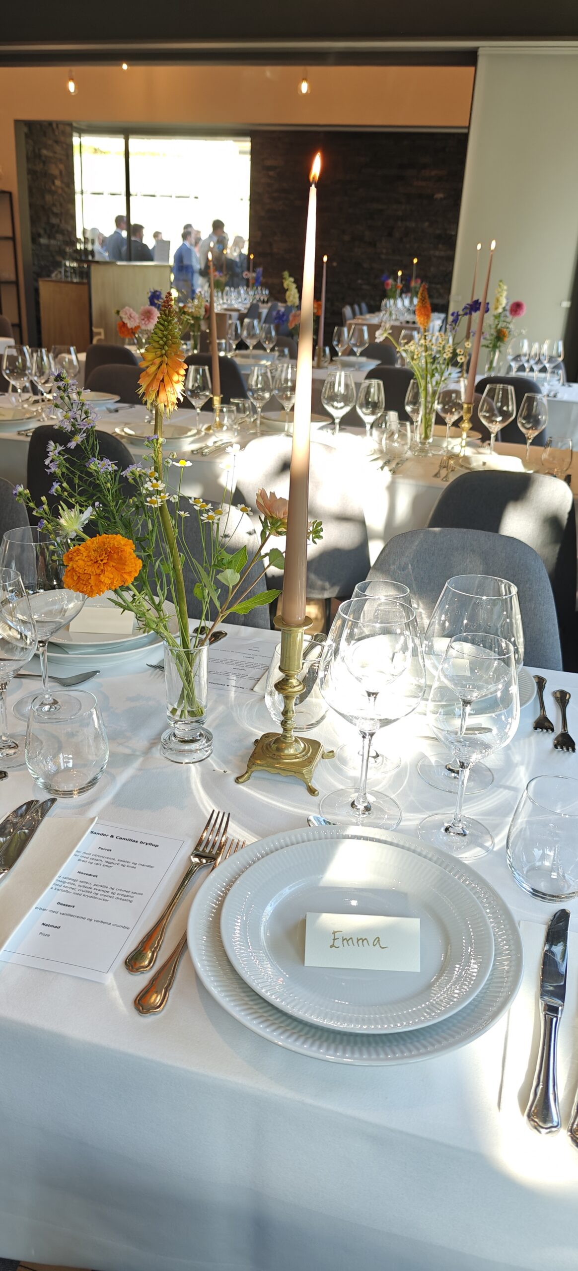 venue-img