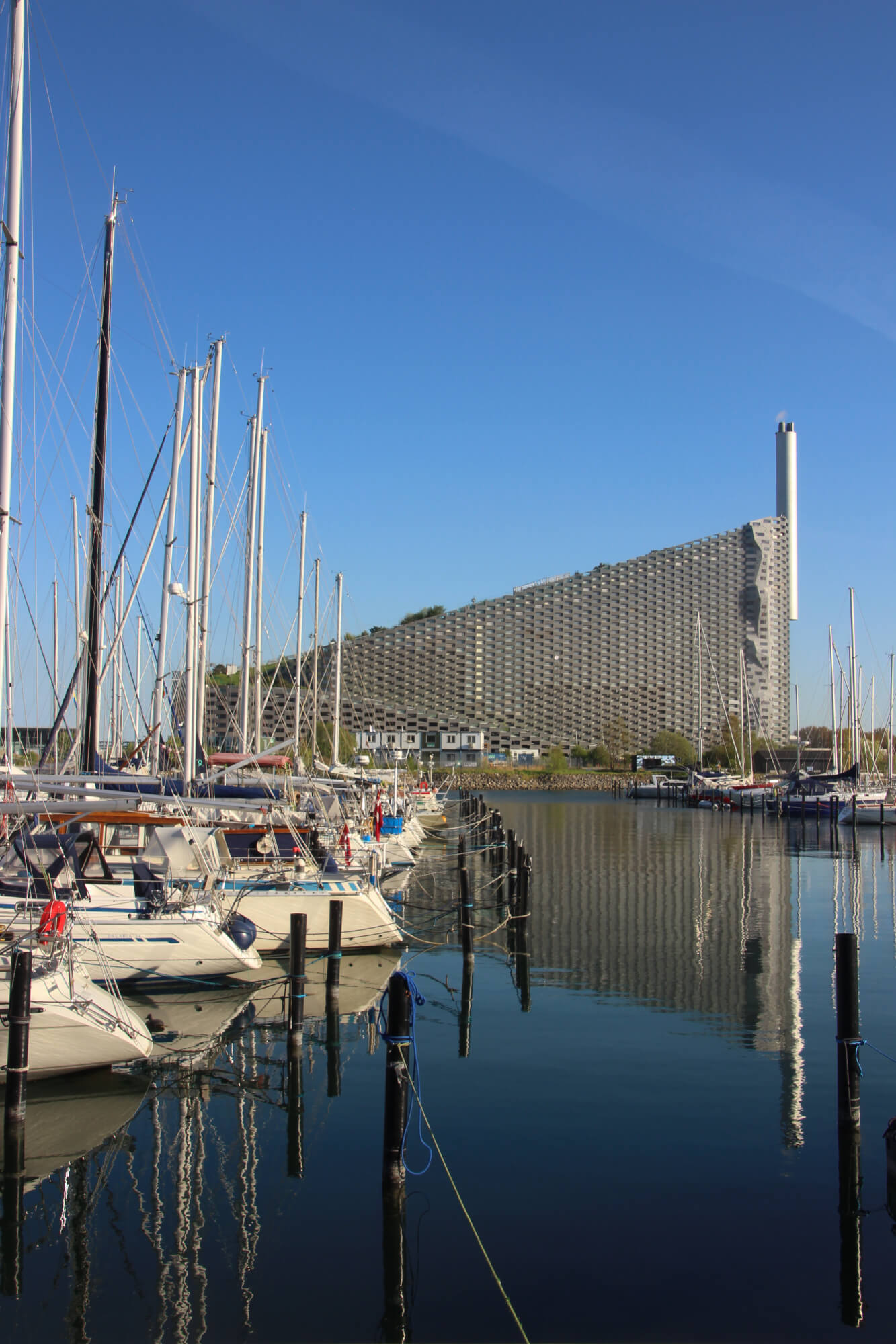 venue-img
