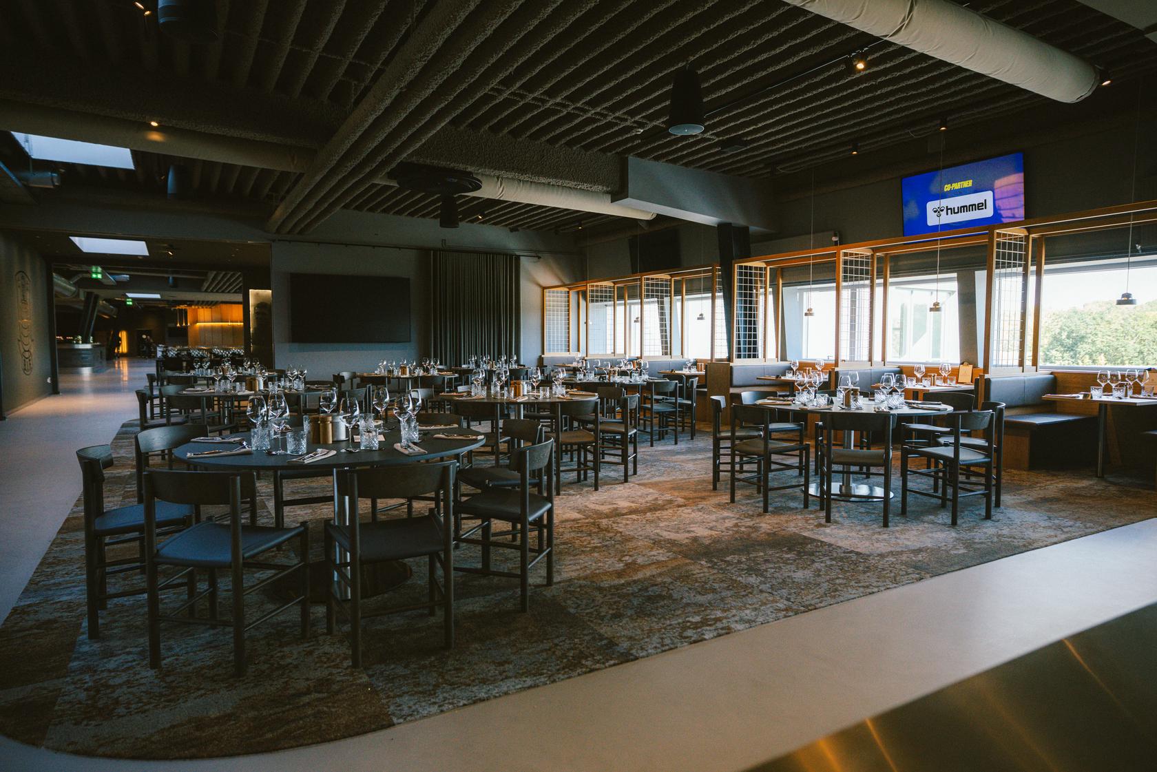venue-img