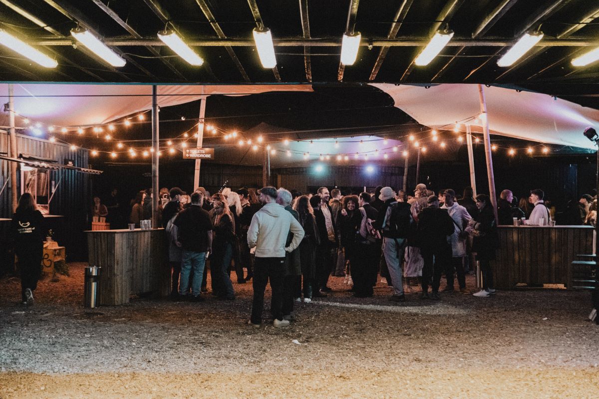 venue-img