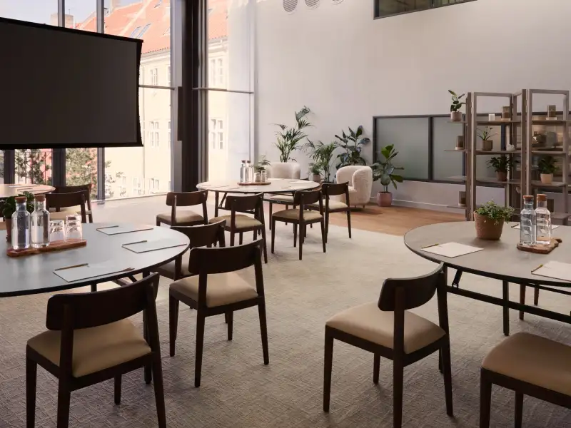 Rentspace Royal Oak v. 1 Hotel Copenhagen | Rentspace.dk