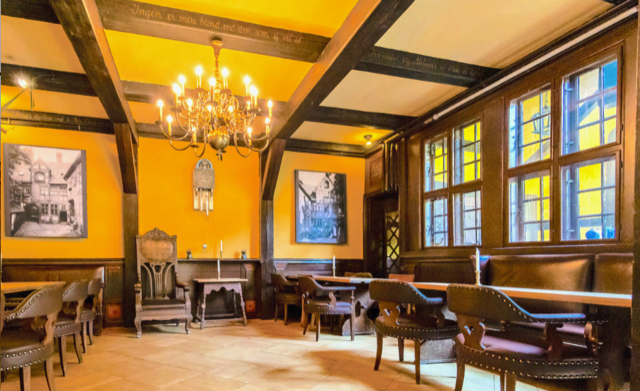 venue-img