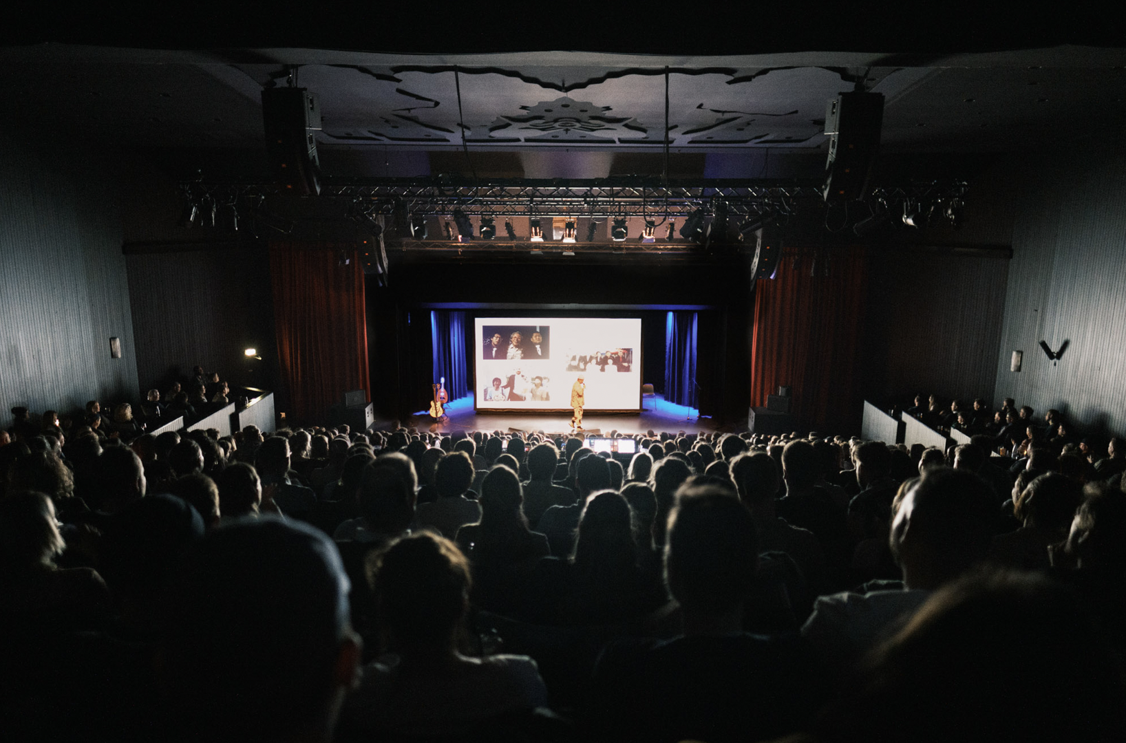 venue-img