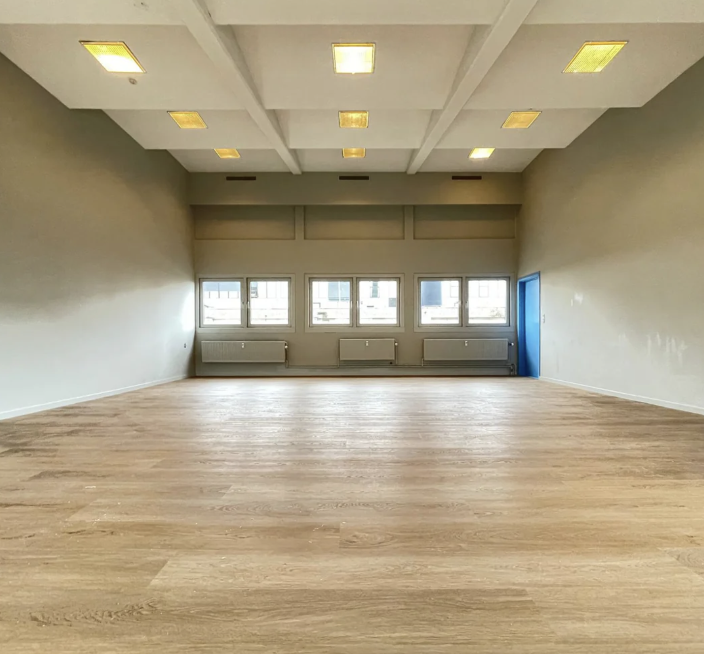 venue-img