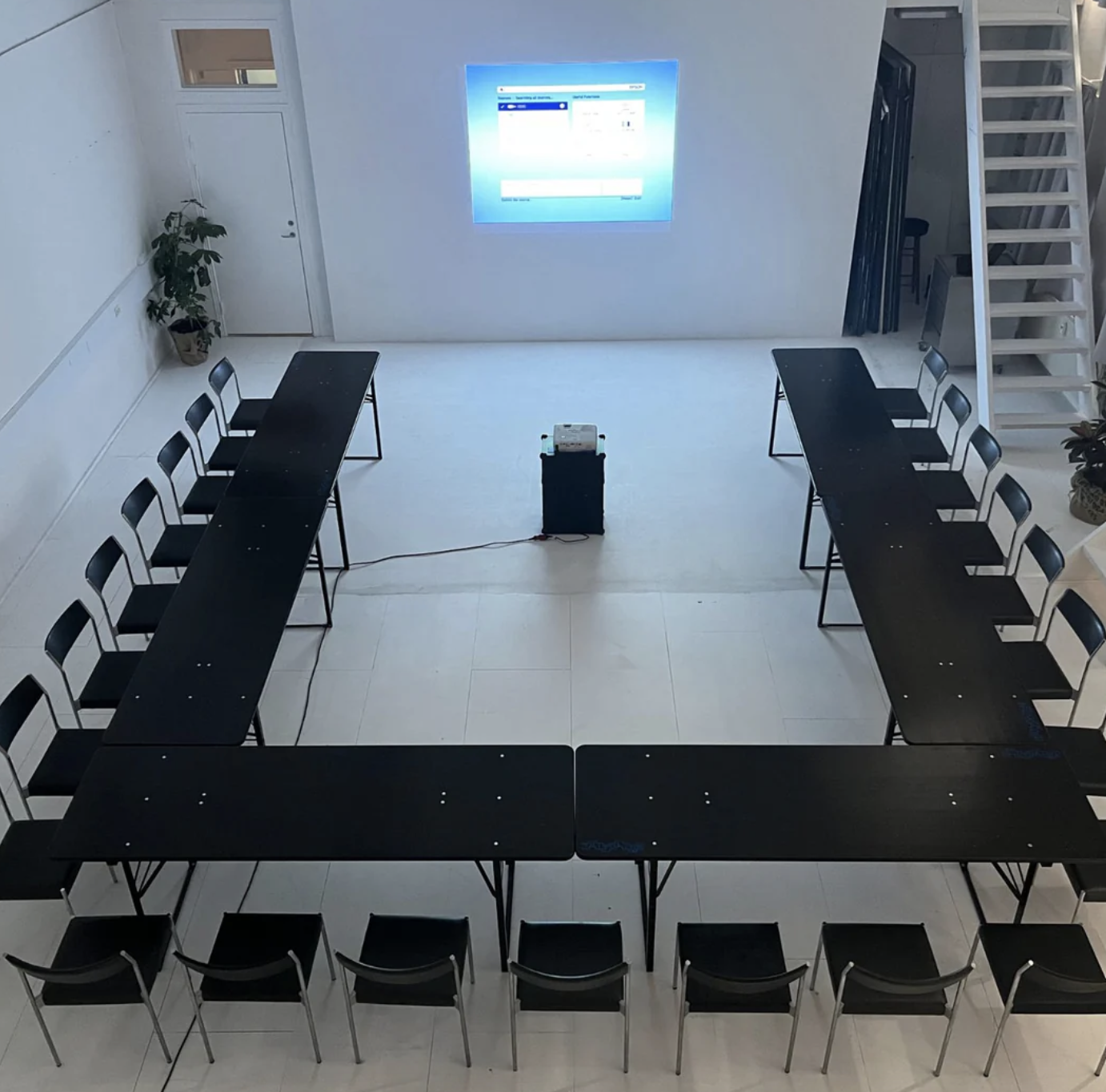 venue-img