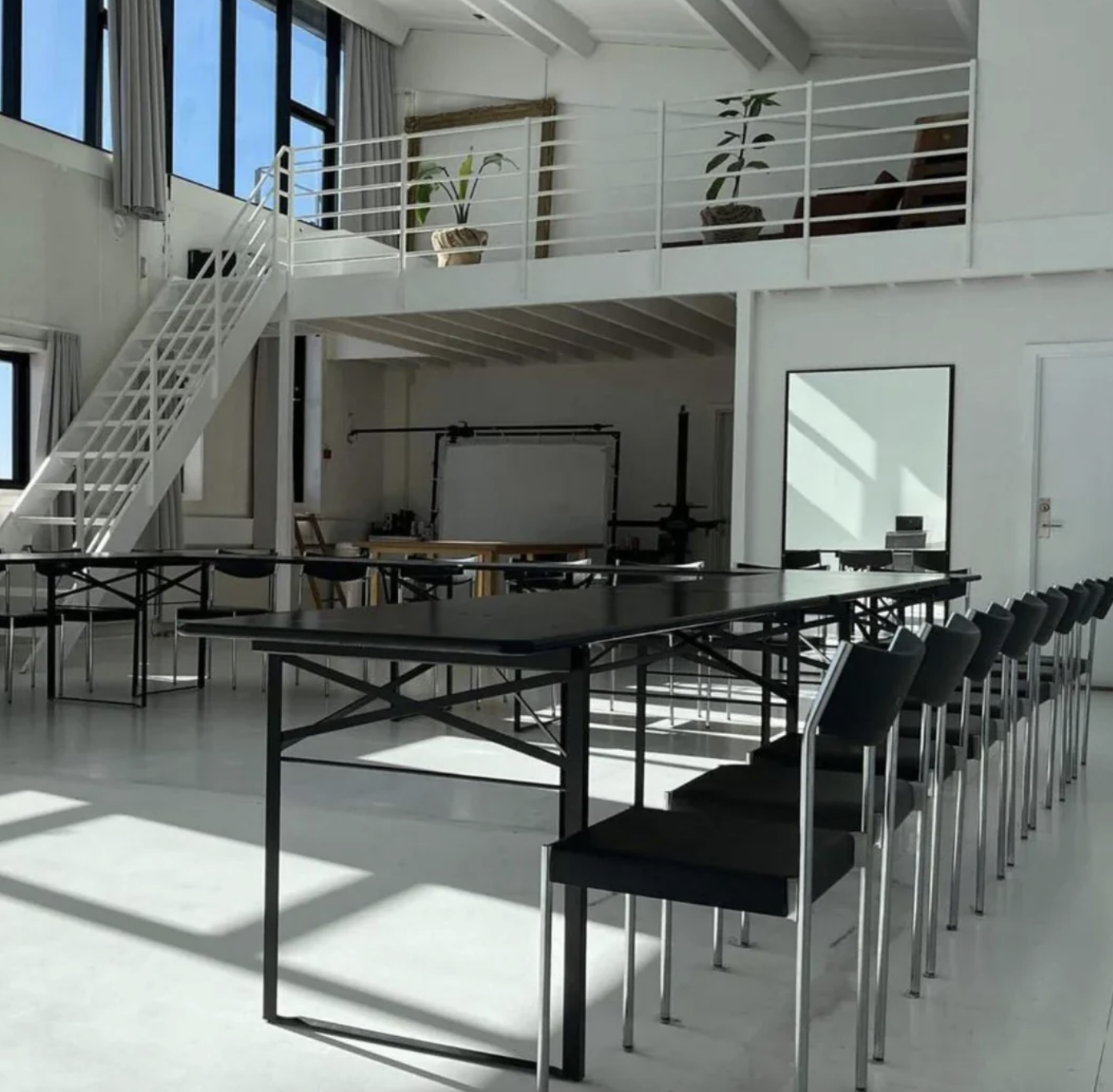 venue-img