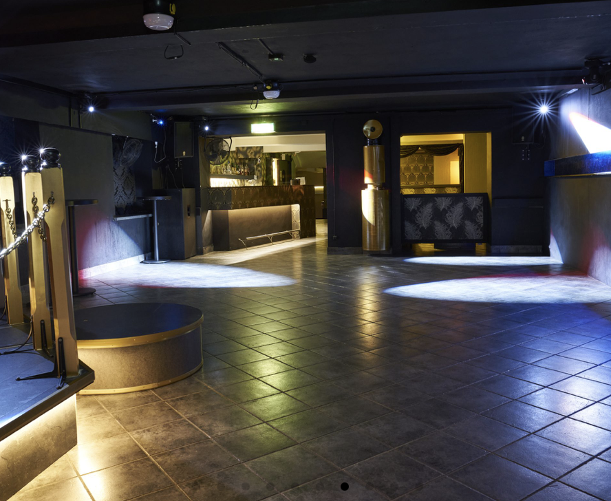 venue-img