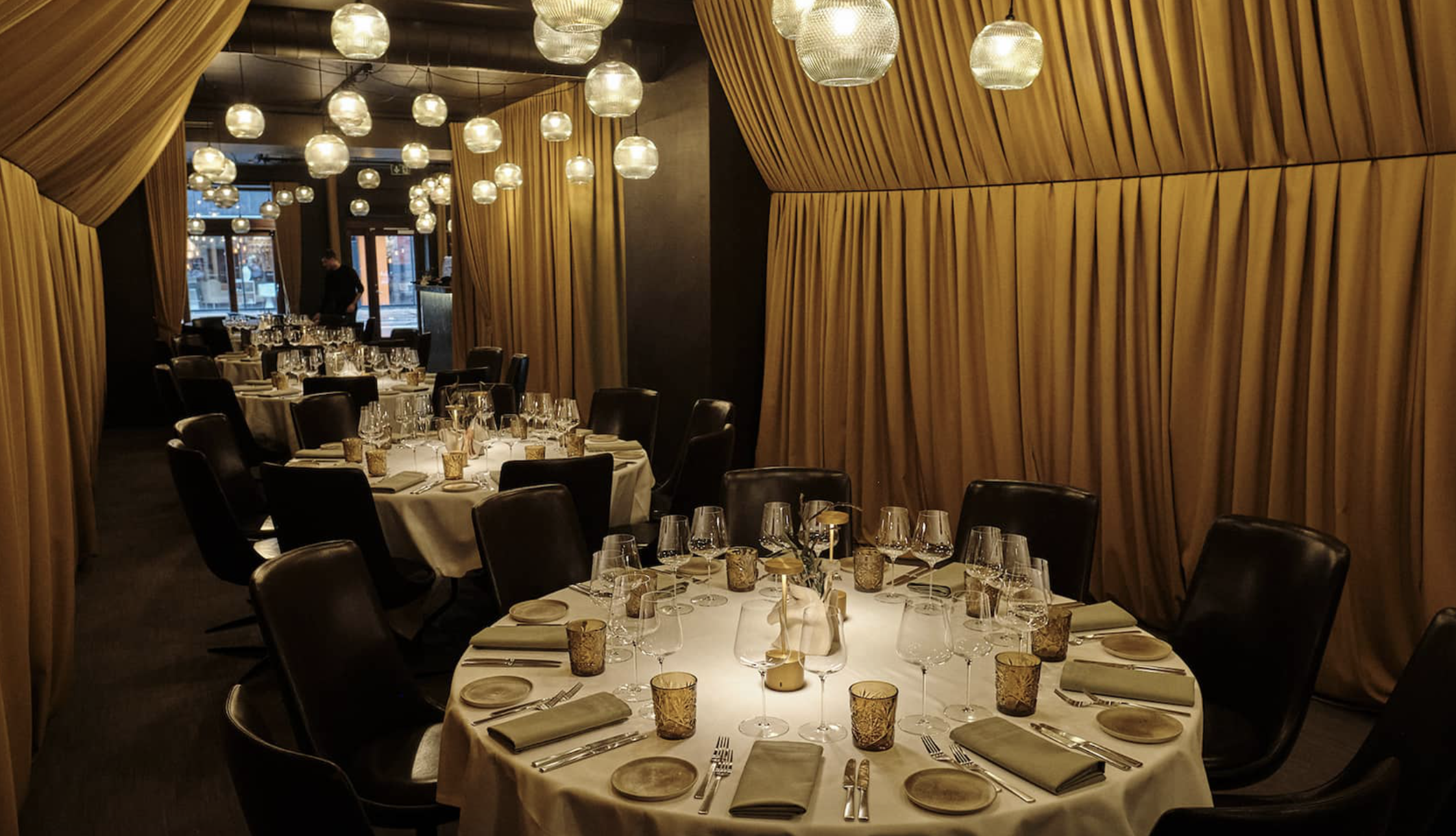 venue-img