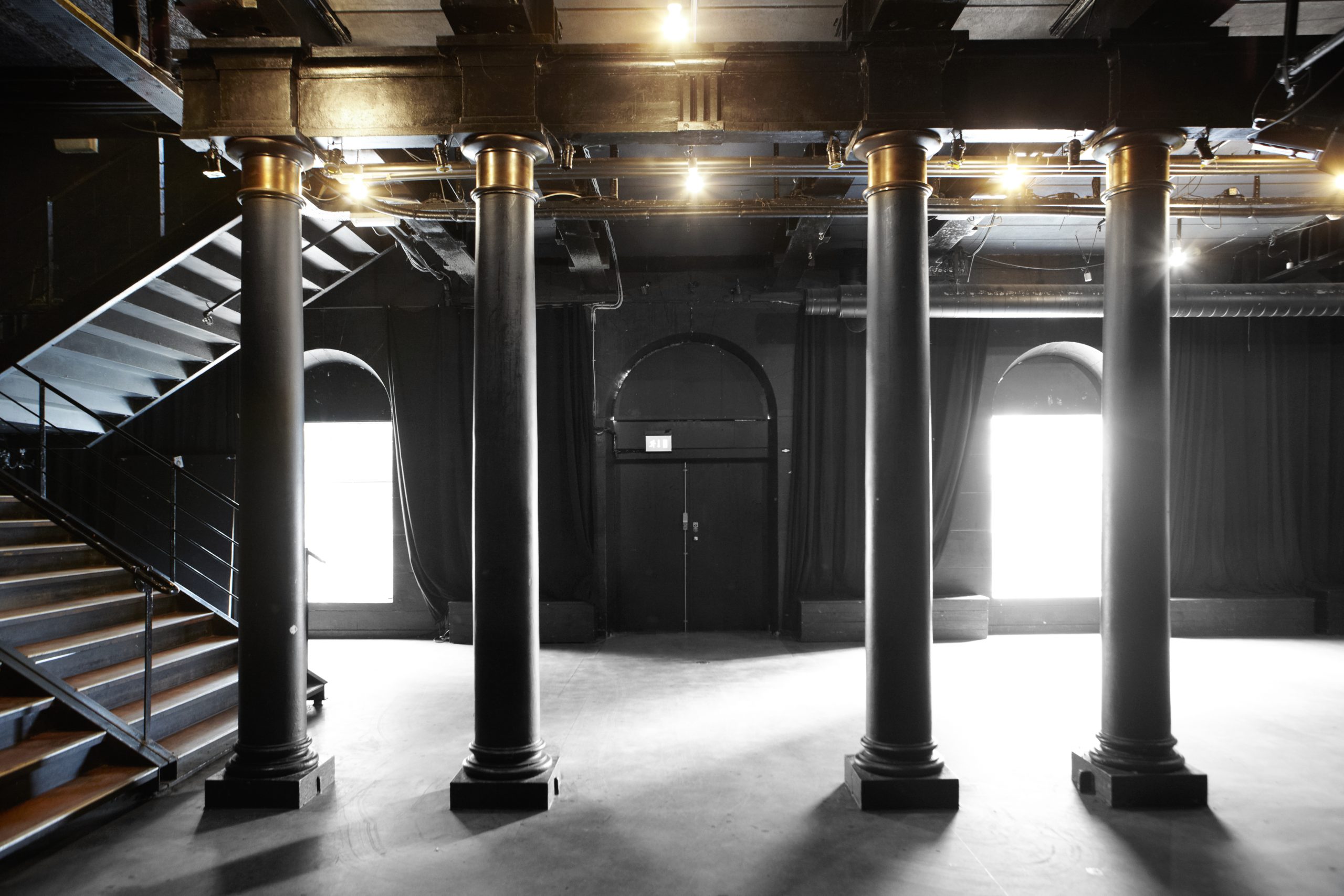 venue-img