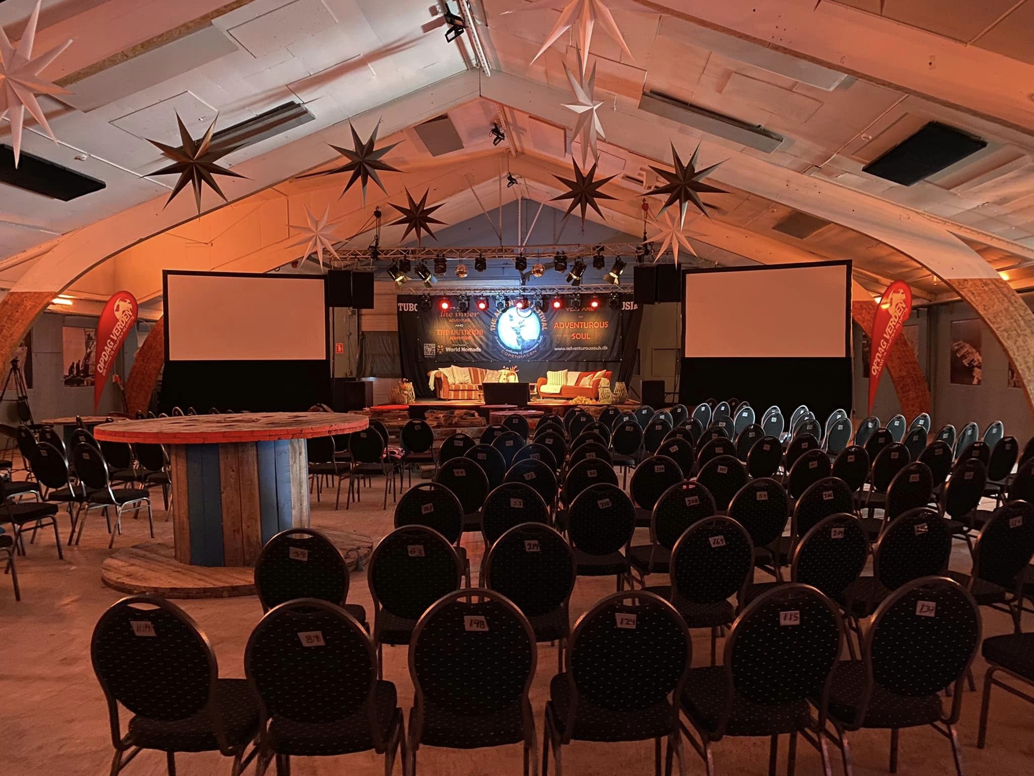 venue-img