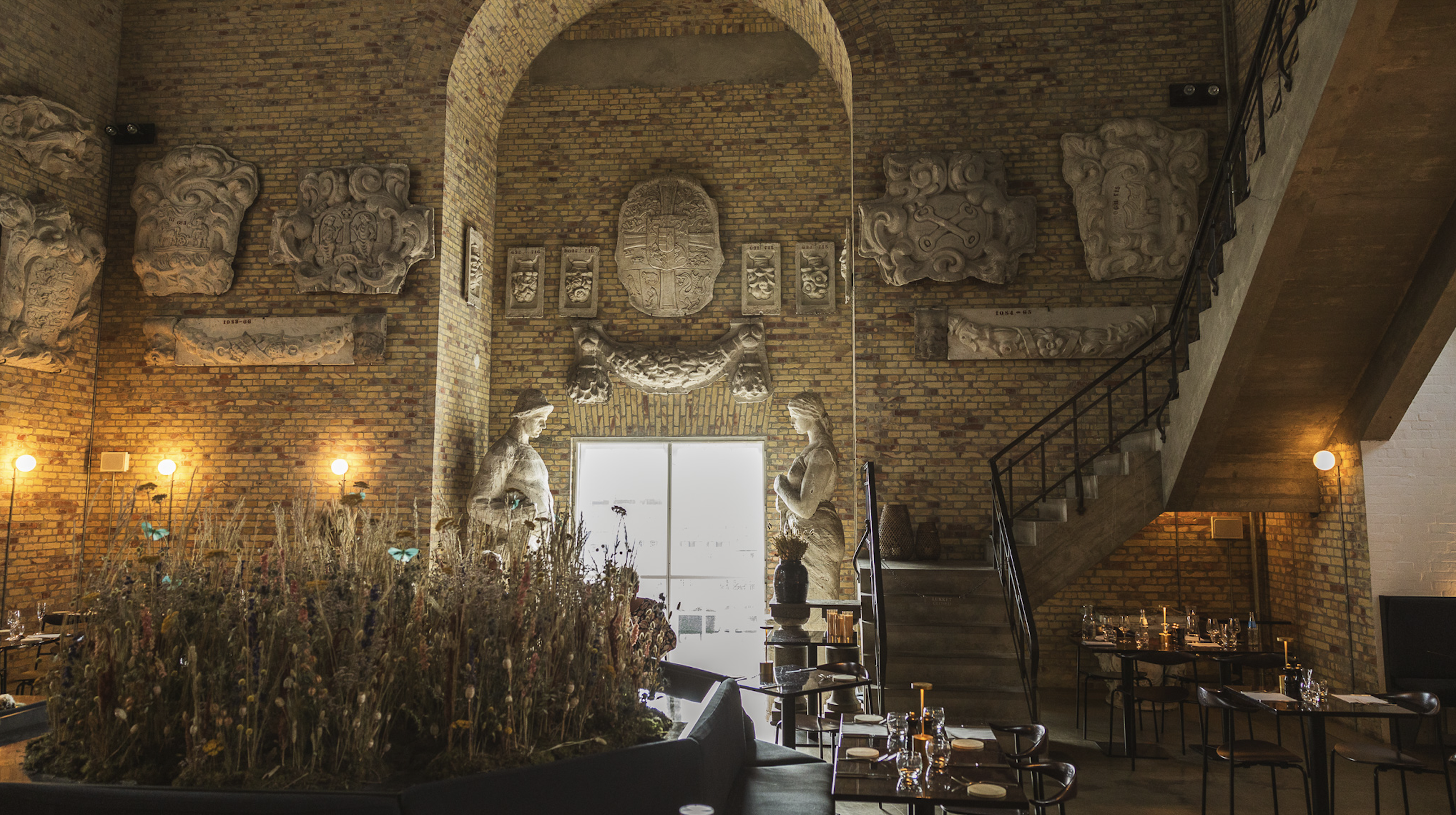 venue-img