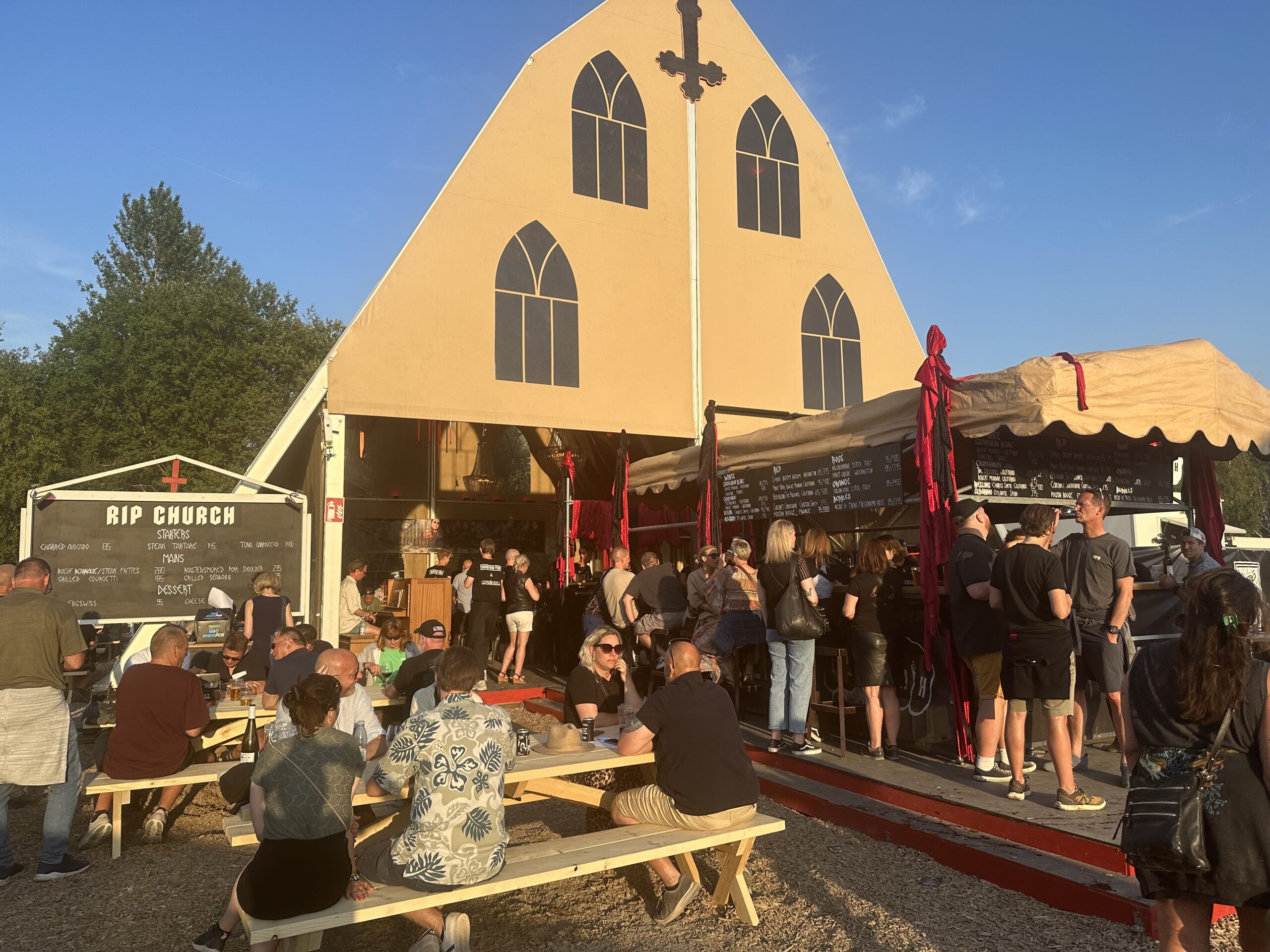 venue-img